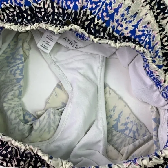 Athleta Kamala Petal Athletic Swim Short In Caspian Blue Size S