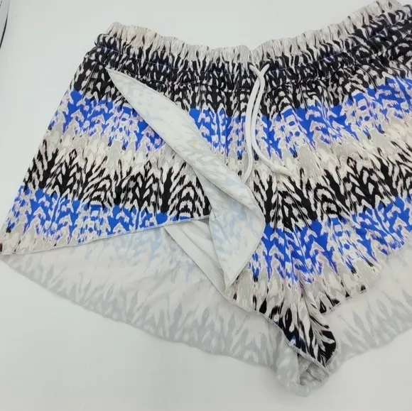 Athleta Kamala Petal Athletic Swim Short In Caspian Blue Size S