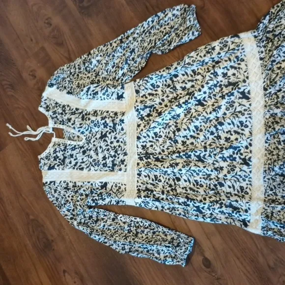Attic Salt Blue and White Floral With Lace Panels Prairie Maxi Dress A5