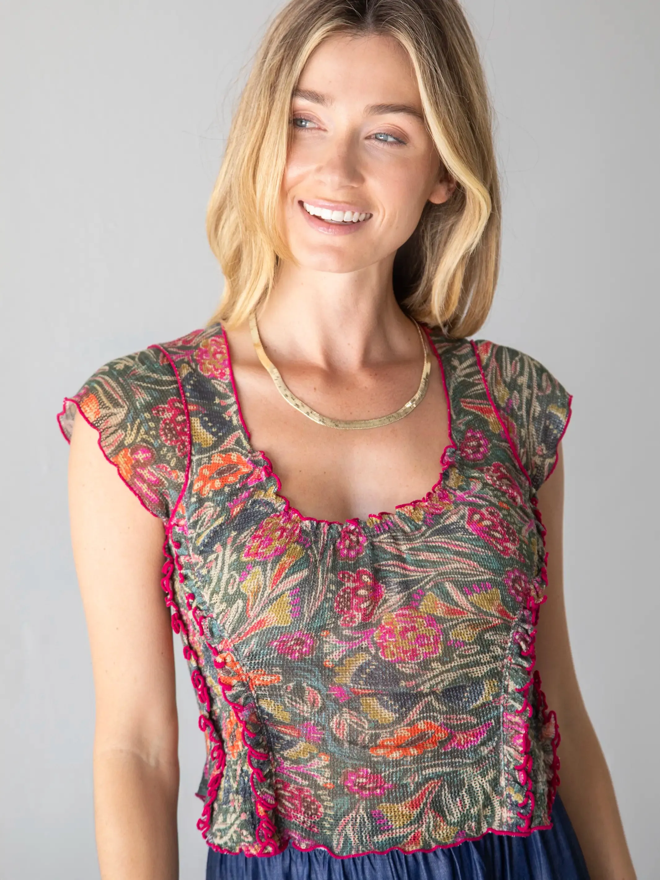 Brianna Cotton Ruffle Trim Top - Green Painterly Vines
