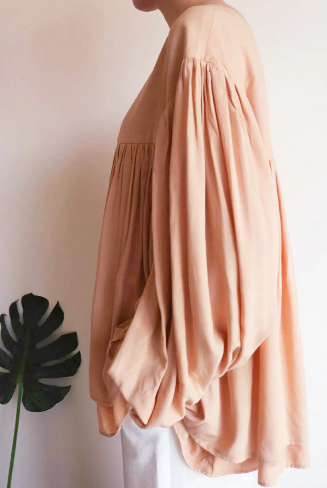 Cameo blouse- sold out