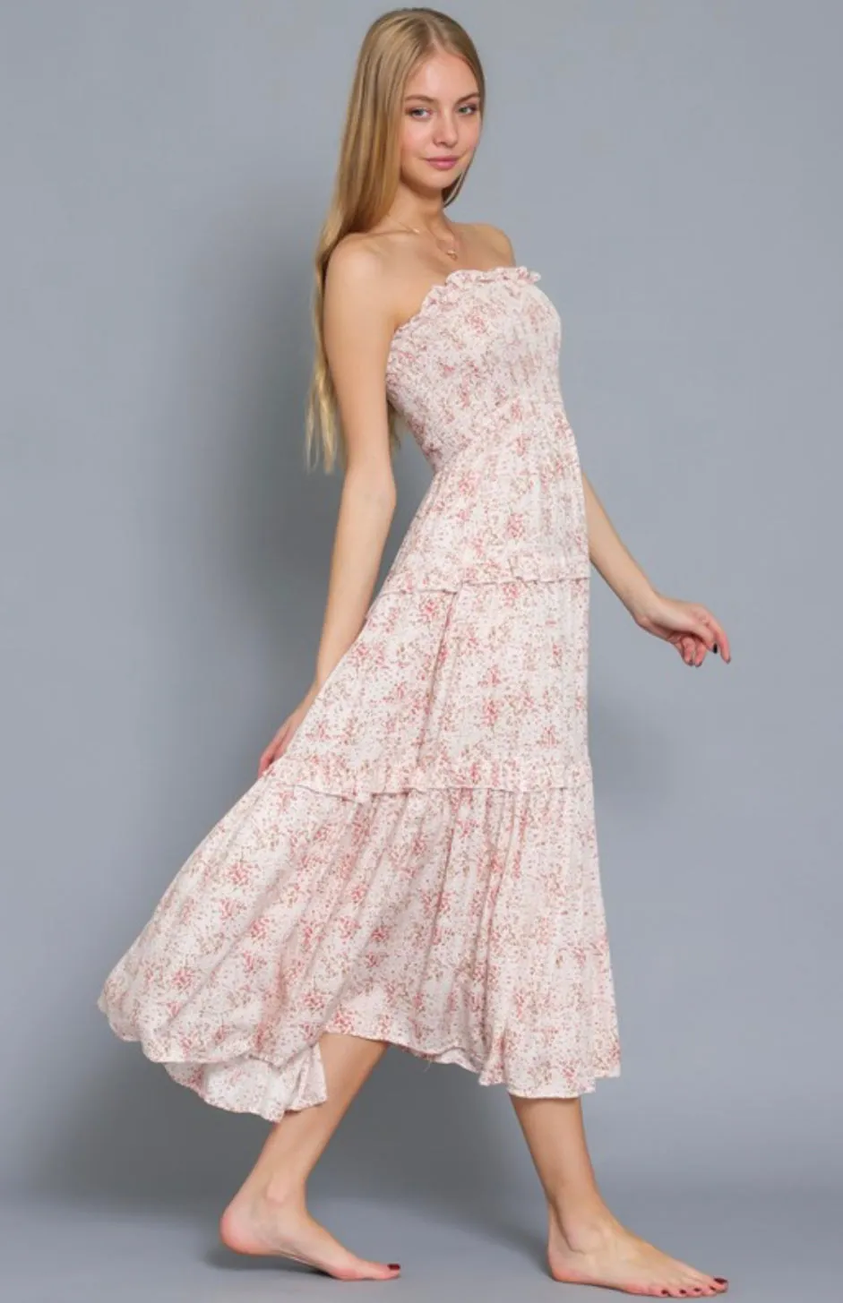D118 SMOCK TUBE TIER DRESS