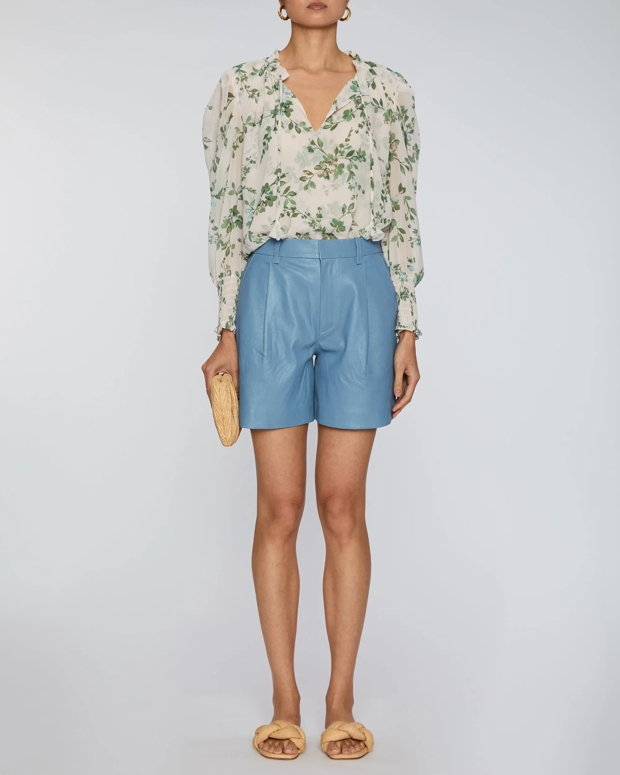 Deep Pleat Trouser Shorts in Chambray Blue