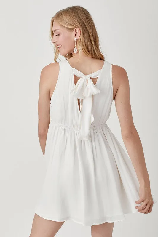 DOLLY V NECK SMOCK SLEEVELESS DRESS