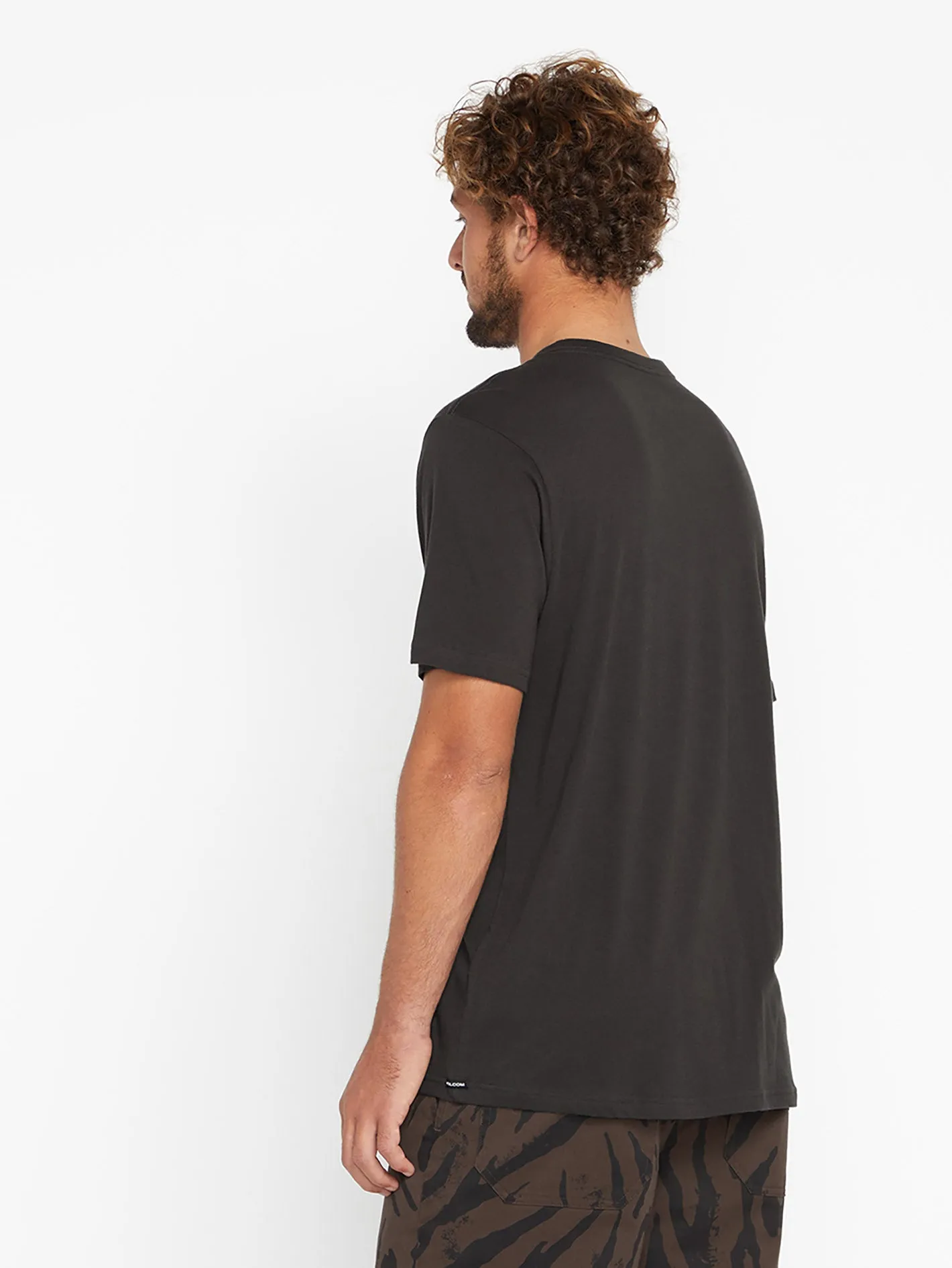 Farm to Yarn Submerged T-shirt - VINTAGE BLACK