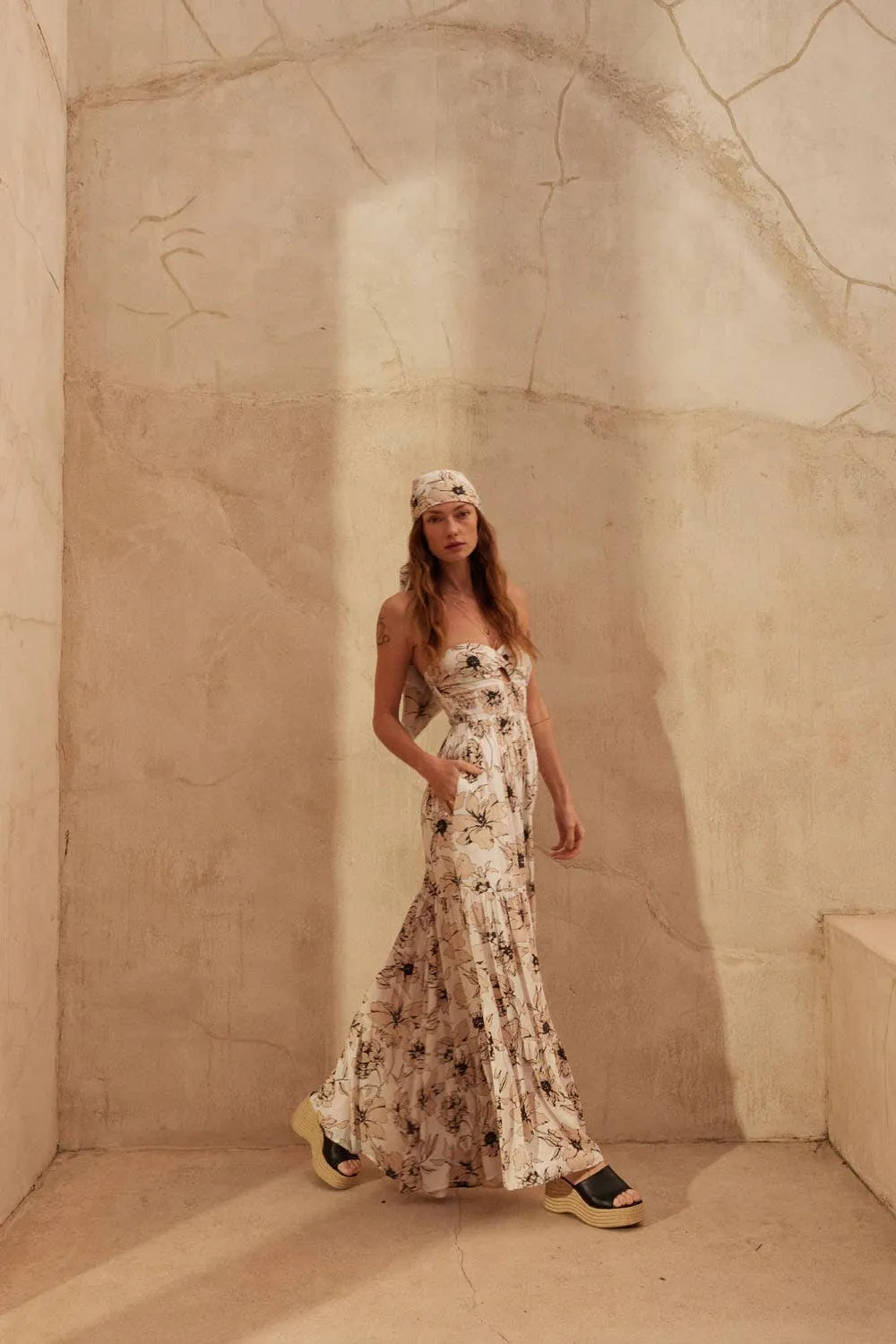 FLORAL CREPE STRAPLESS WIDE-LEG TIERED JUMPSUIT