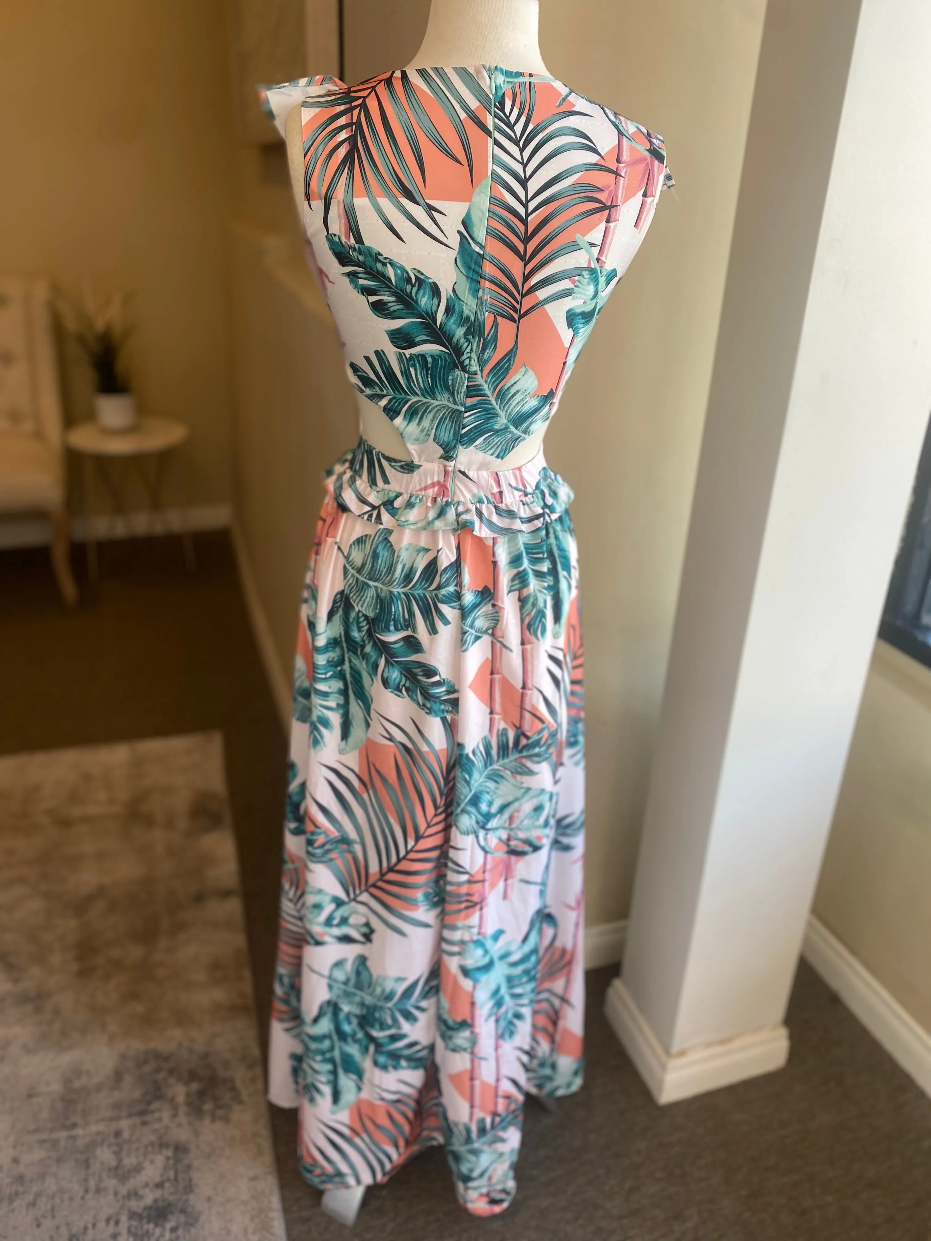 Keyhole Leafy Cutout Maxi Dress