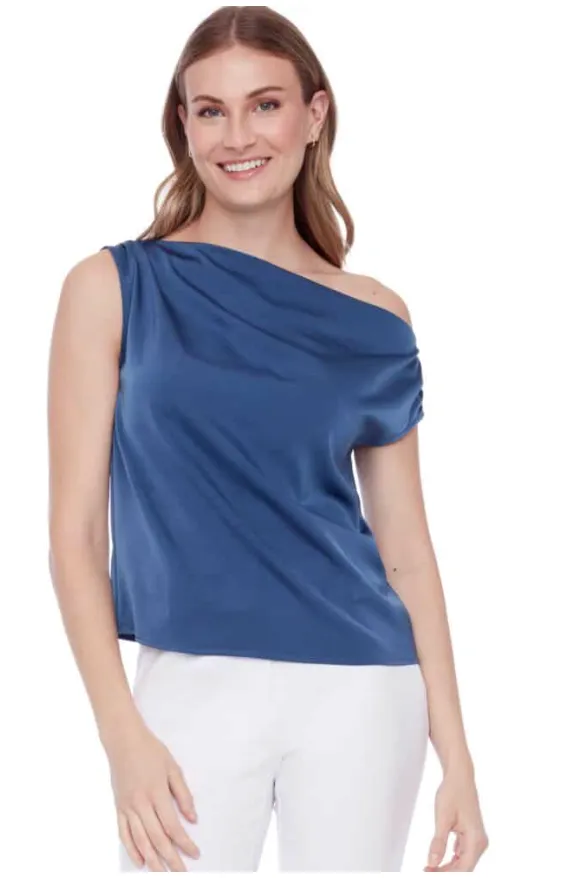 LILY TOP