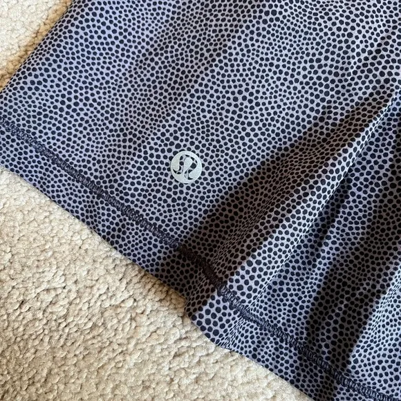 Lululemon Disperse Dusky Lavender Black Circuit Breaker Skort Skirt Sz. 8 Tall