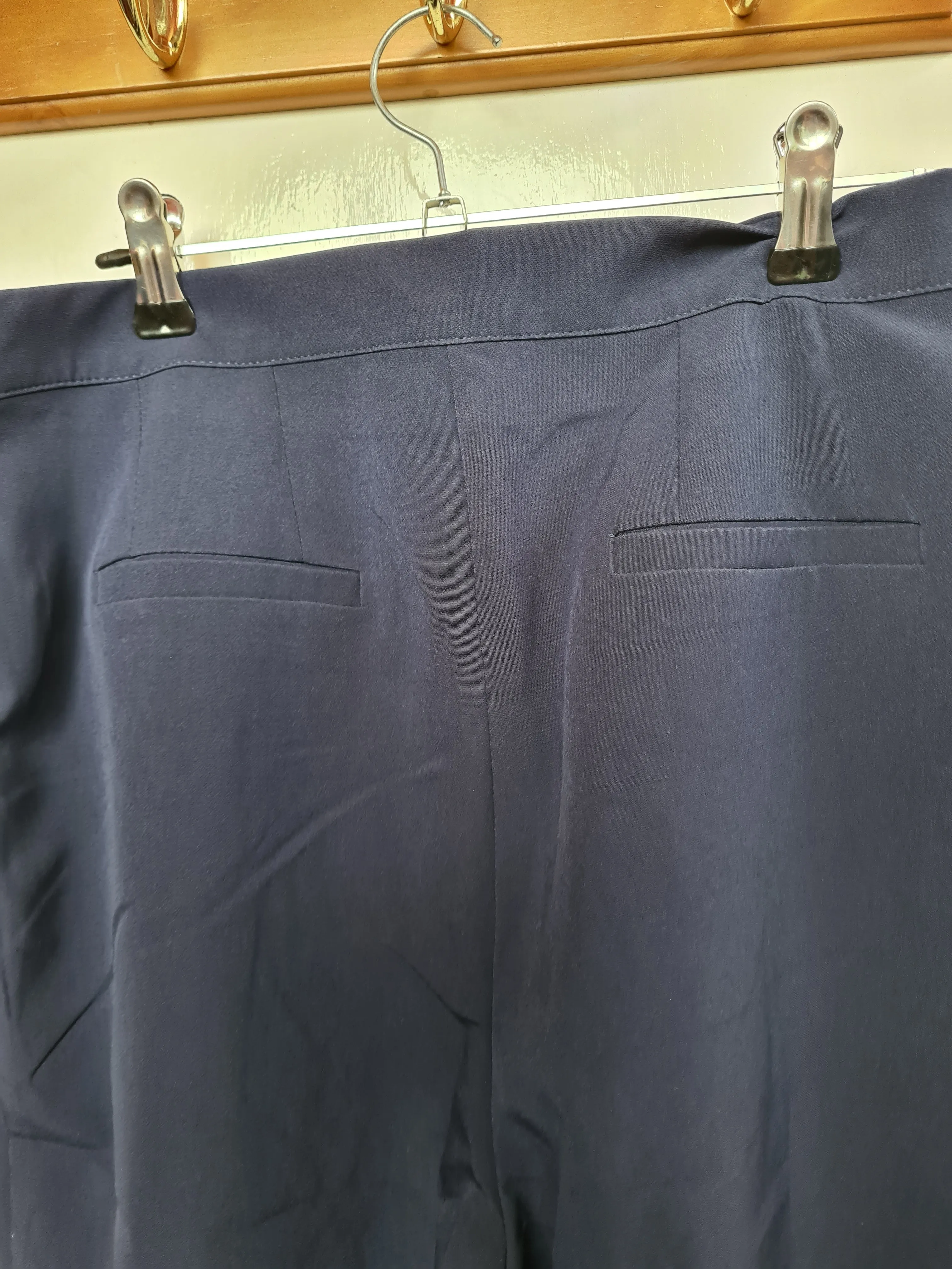 NEW WITH TAGS Jowell Navy in hand culottes size large FREE POSTAGE ✅️