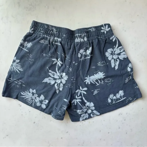 NWT Monrow Aloha Prints Blue Pull-on Shorts
