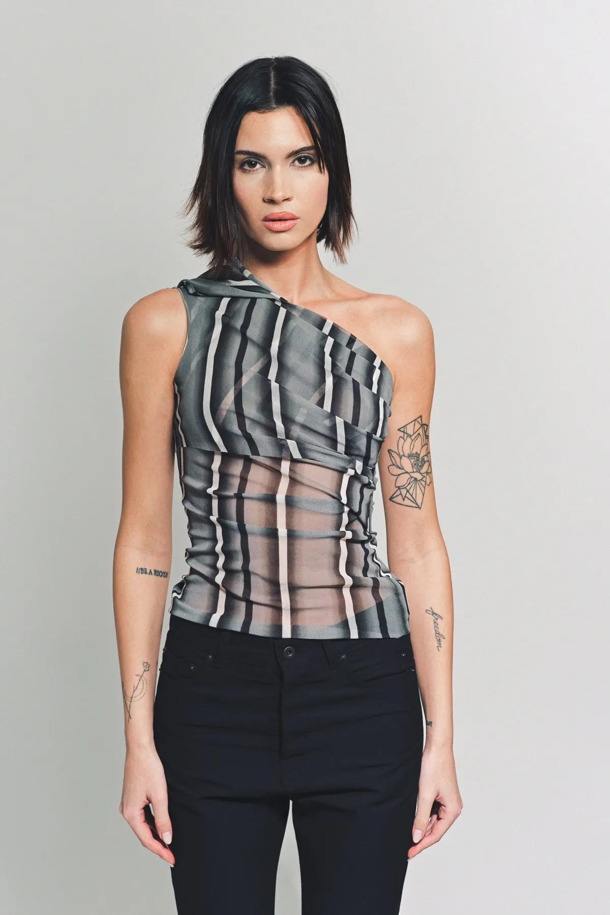 PAULA CANOVAS DEL VAS | SLEEVELESS MESH TOP