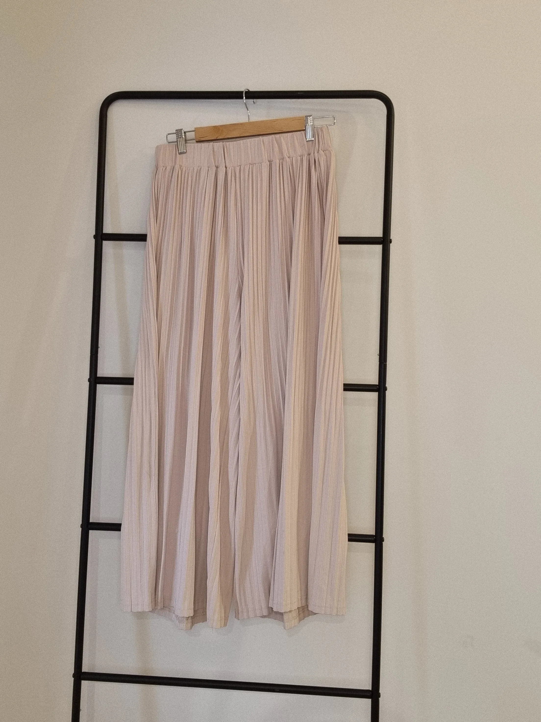 Petal   Pup Pleated Culottes - Size 12