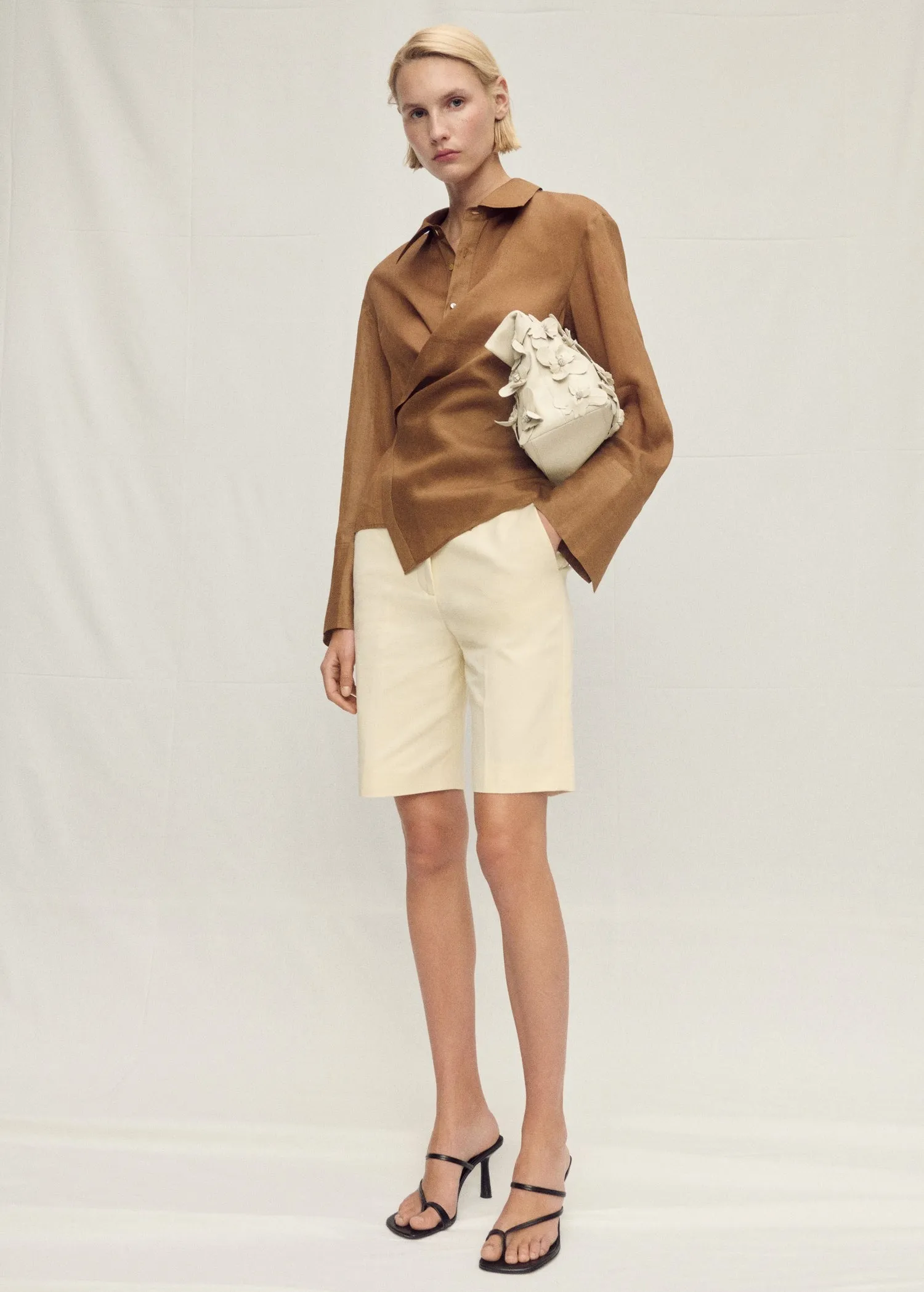 Ramie shirt with asymmetrical closure