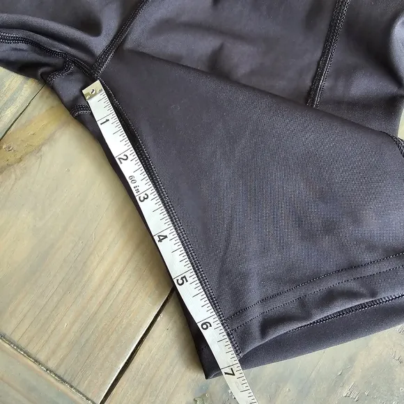 Savage fenty by Rihanna workout pocket shorts nwt size small