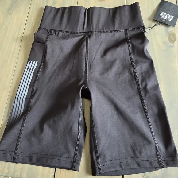 Savage fenty by Rihanna workout pocket shorts nwt size small