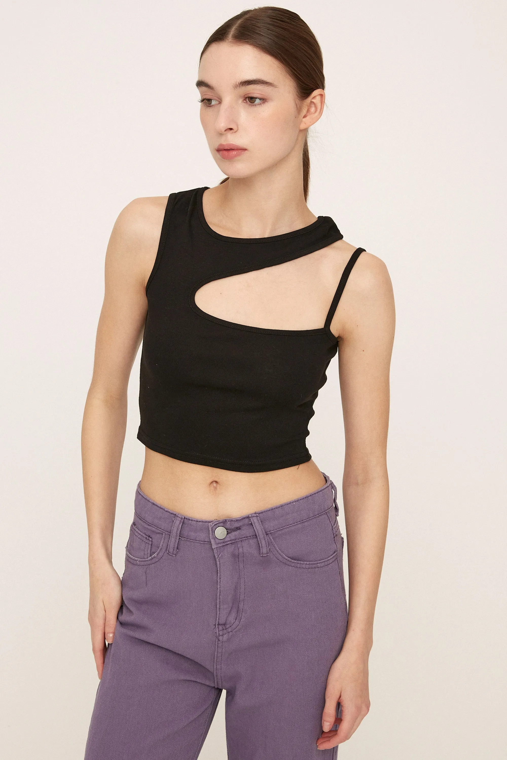 Sinclair Sleeveless Tank Top