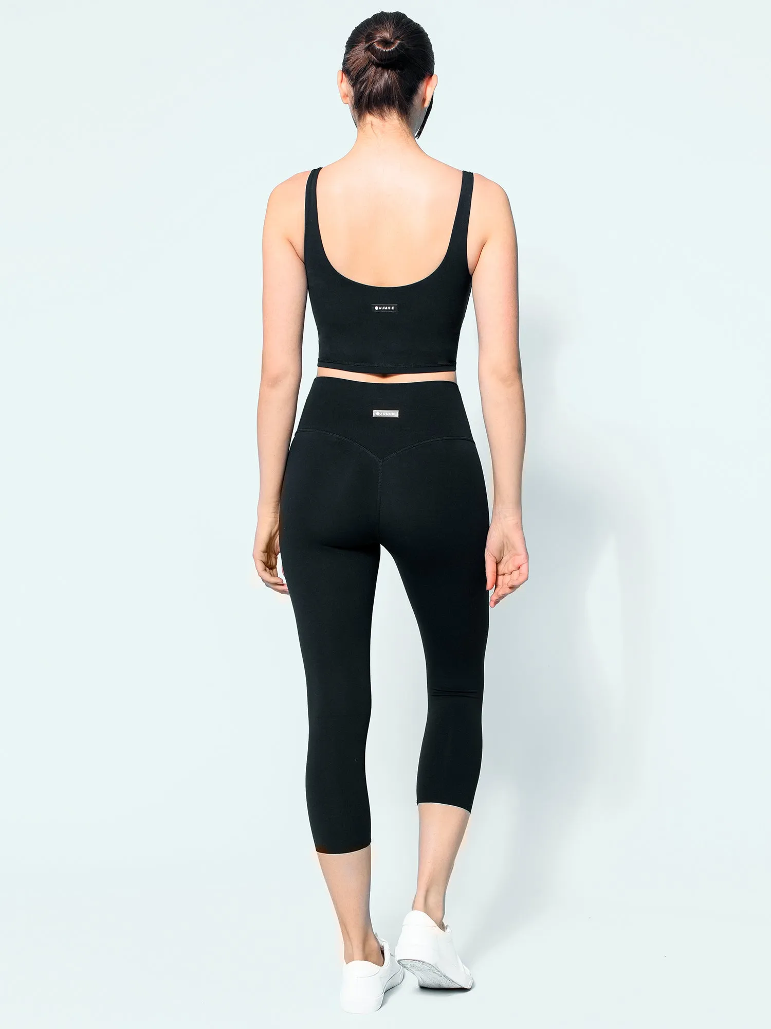 U NECK NUDE TANK
