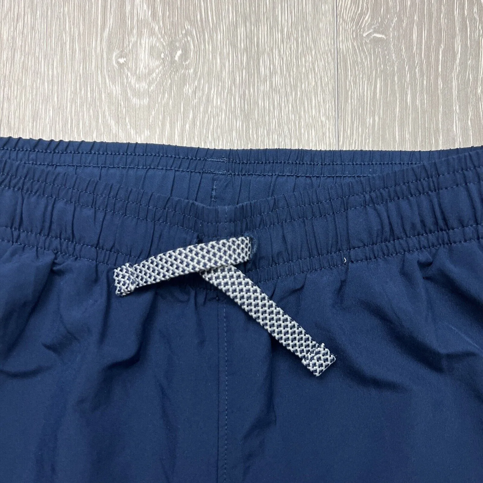 Under Armour Boys Navy Blue Training Shorts Size Small / 8 Years