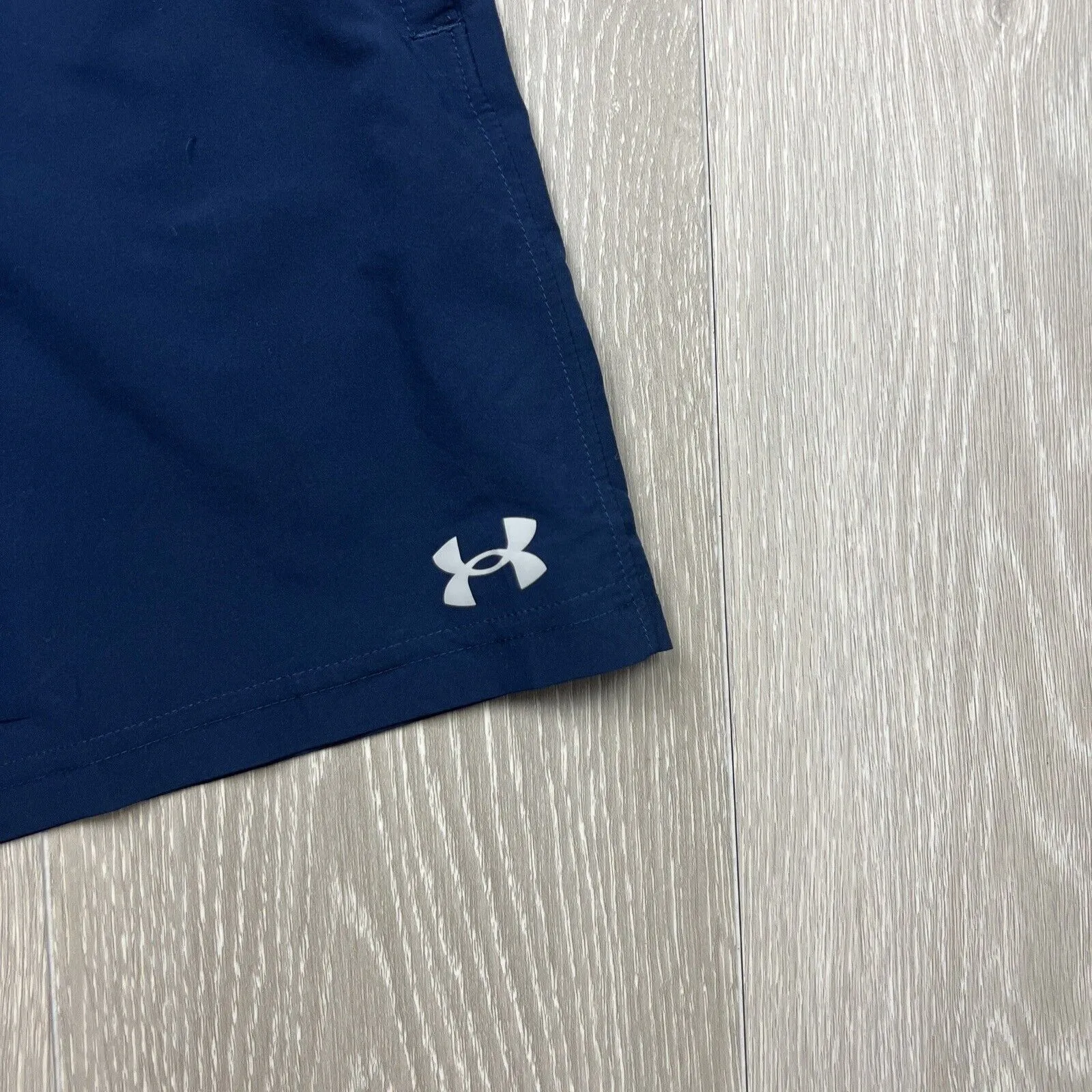 Under Armour Boys Navy Blue Training Shorts Size Small / 8 Years
