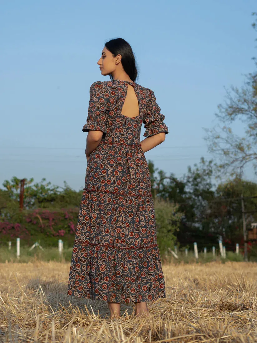 Urmi Dress