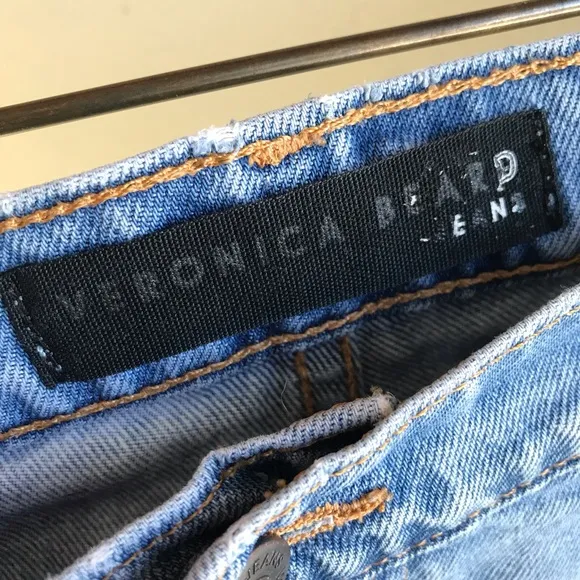 Veronica Beard Debbie shorts sz 28 jean shorts raw hem button fly pipeline wash