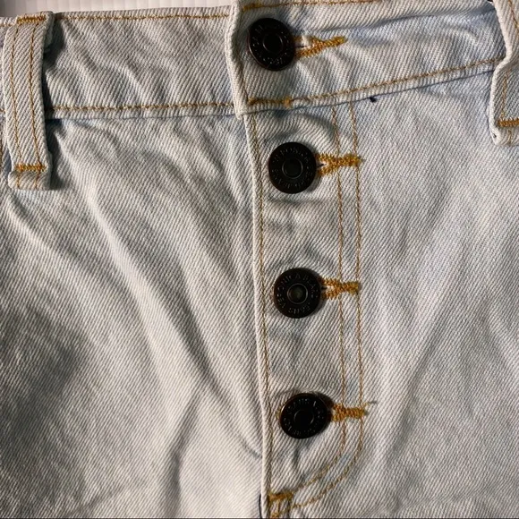 VERONICA BEARD Side Stripe Shorts button front 26
