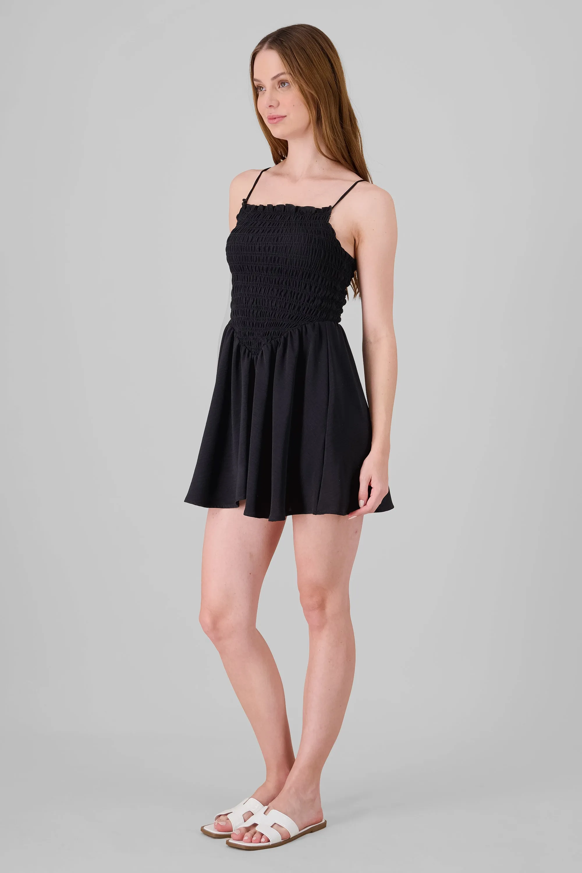 Vestido mini tirantes detalle smock