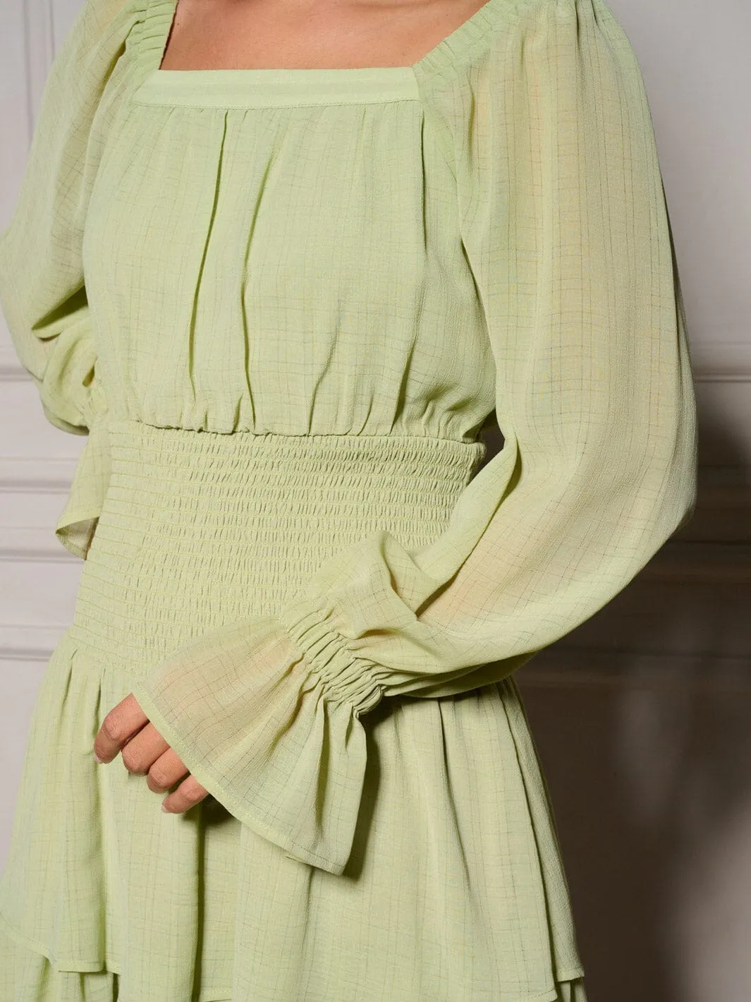 WOMEN'S LONG SLEEVE SQUARE NECK SMOCK TIERED RUFFLE  MINI DRESS