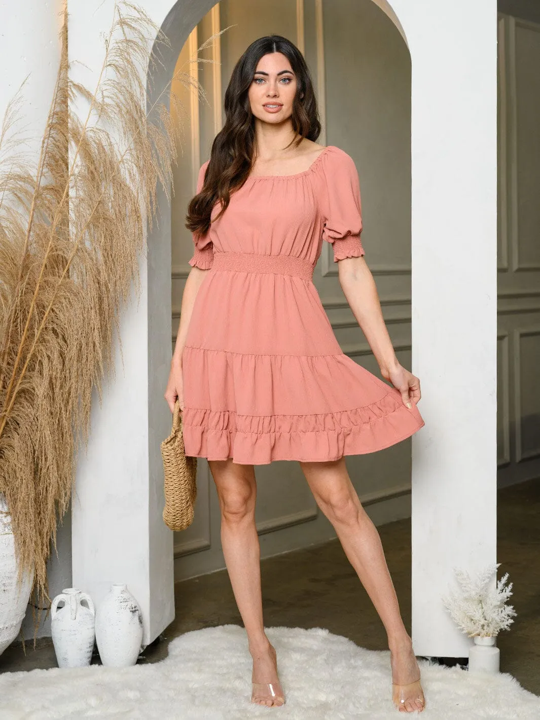 WOMEN'S SHORT PUFF SLEEVE TIERED SMOCK MINI DRESS