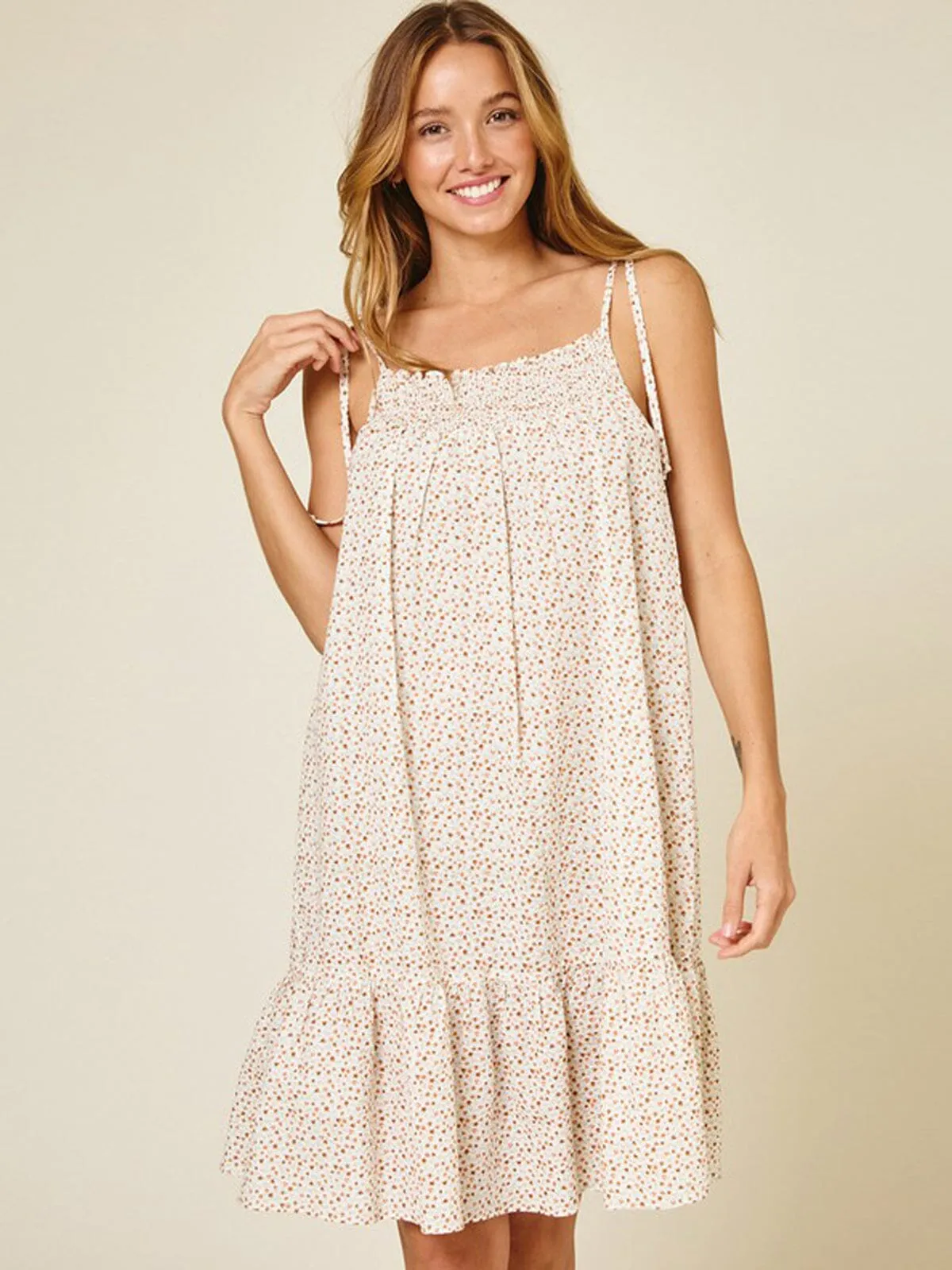 WOMEN'S SLEEVELESS RUFFLE SMOCK NECK FLORAL MINI DRESS