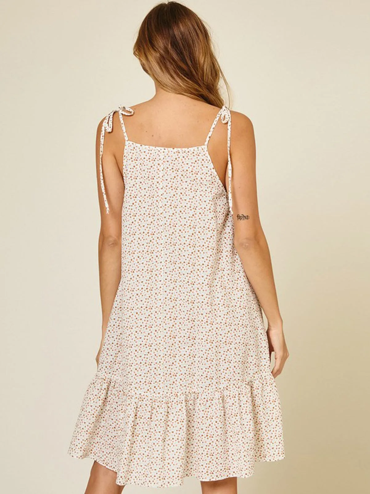 WOMEN'S SLEEVELESS RUFFLE SMOCK NECK FLORAL MINI DRESS