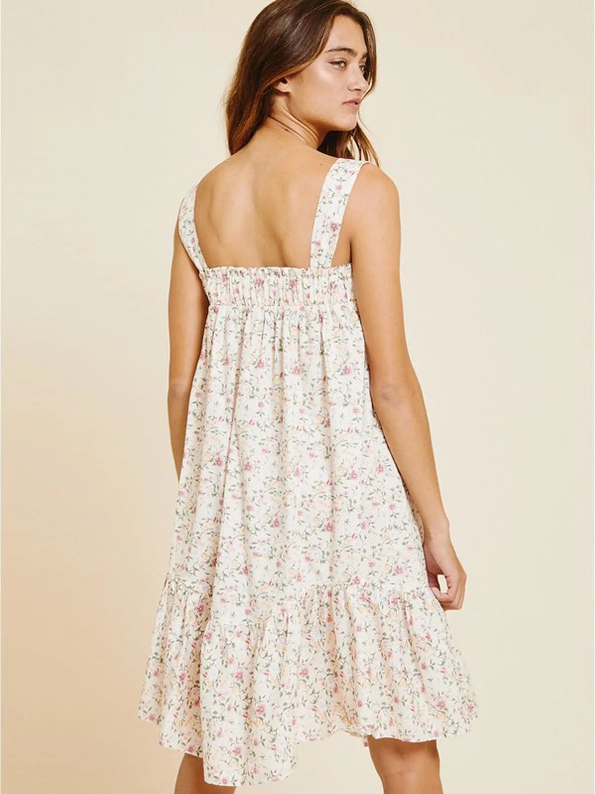 WOMEN'S SLEEVELESS RUFFLE SMOCK NECK FLORAL MINI DRESS