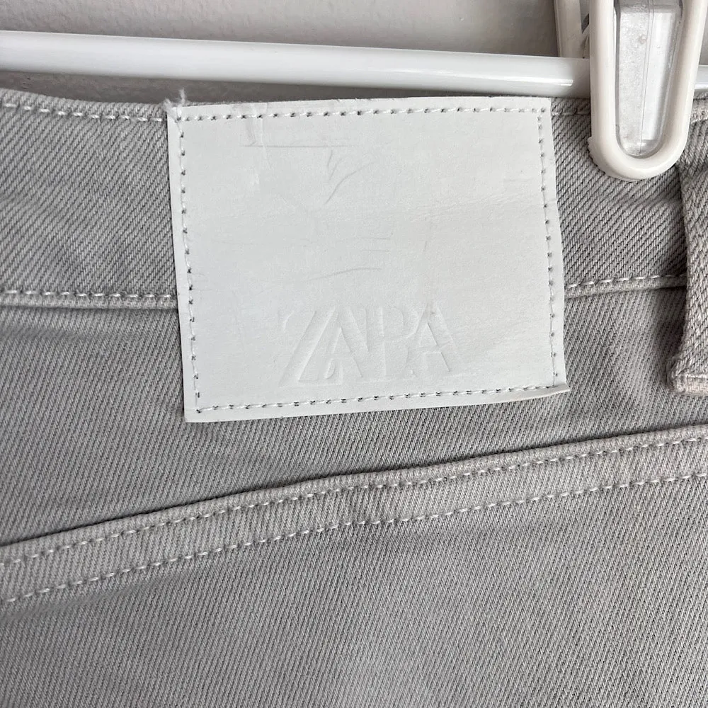 Zara High Waist Side Slit Jeans (8L)