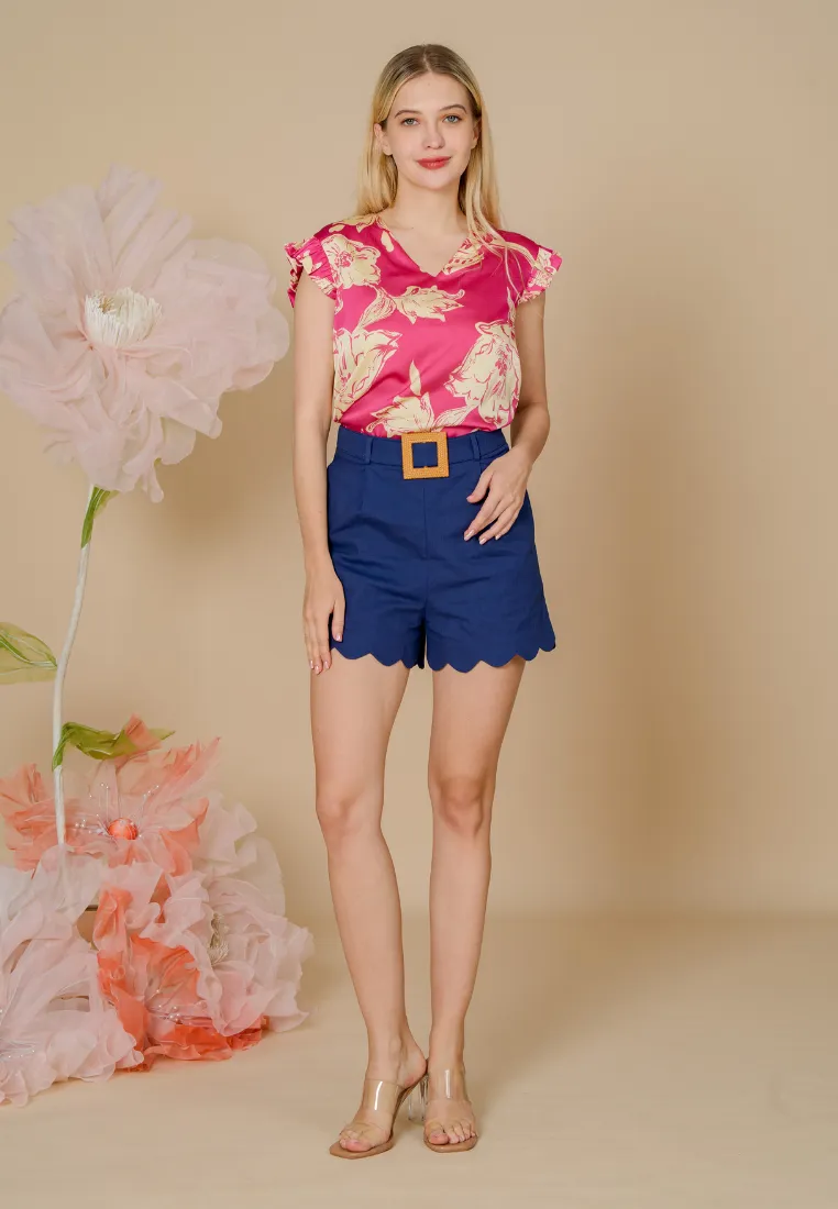 Zoelle Scallop Hem Short with Buckle