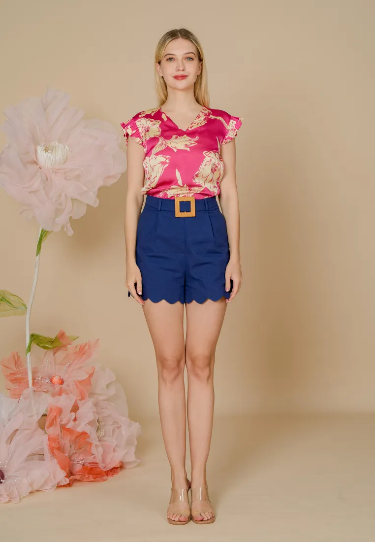 Zoelle Scallop Hem Short with Buckle